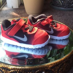 NWOB Toddler Boy Nike Shoes